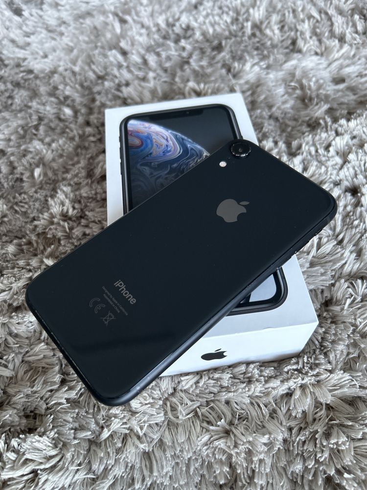 iPho XR preto 64 GB