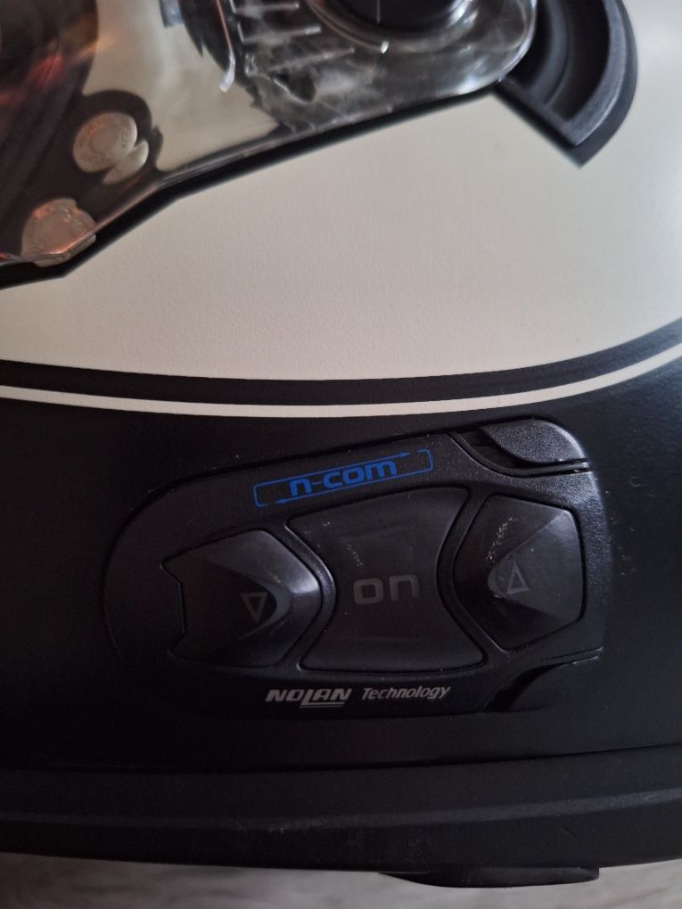 Kask Nolan z interkomem