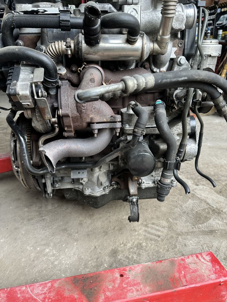 Двигун , мотор 1.8 tdci ford