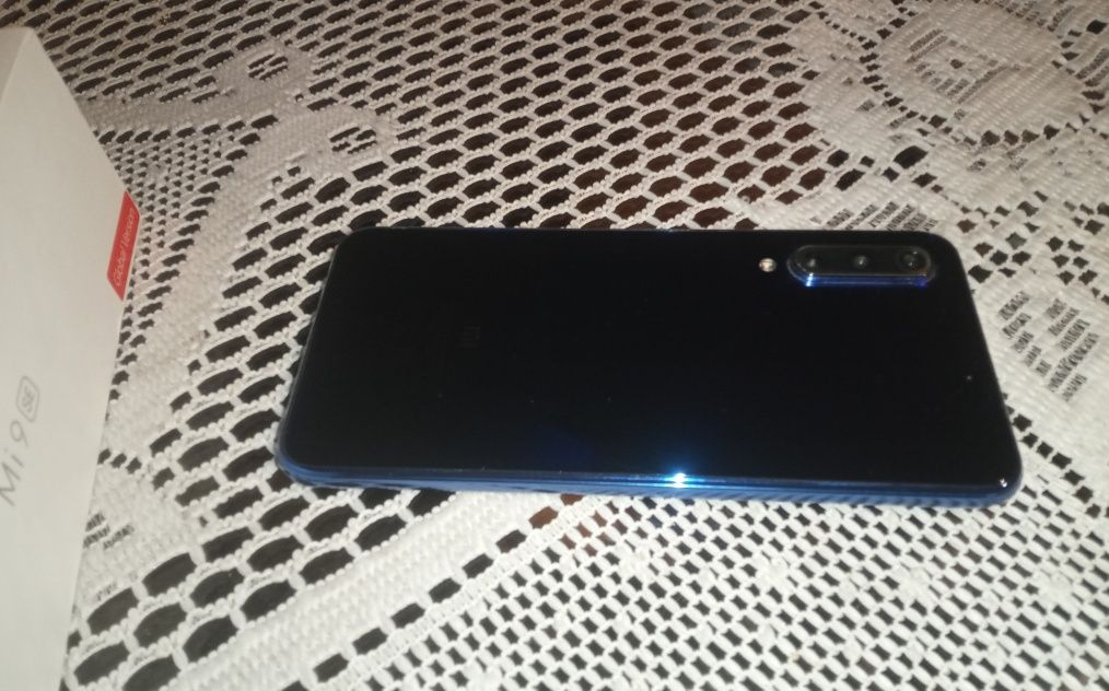 Telefon Xaomi Mi 9SE Niebieski