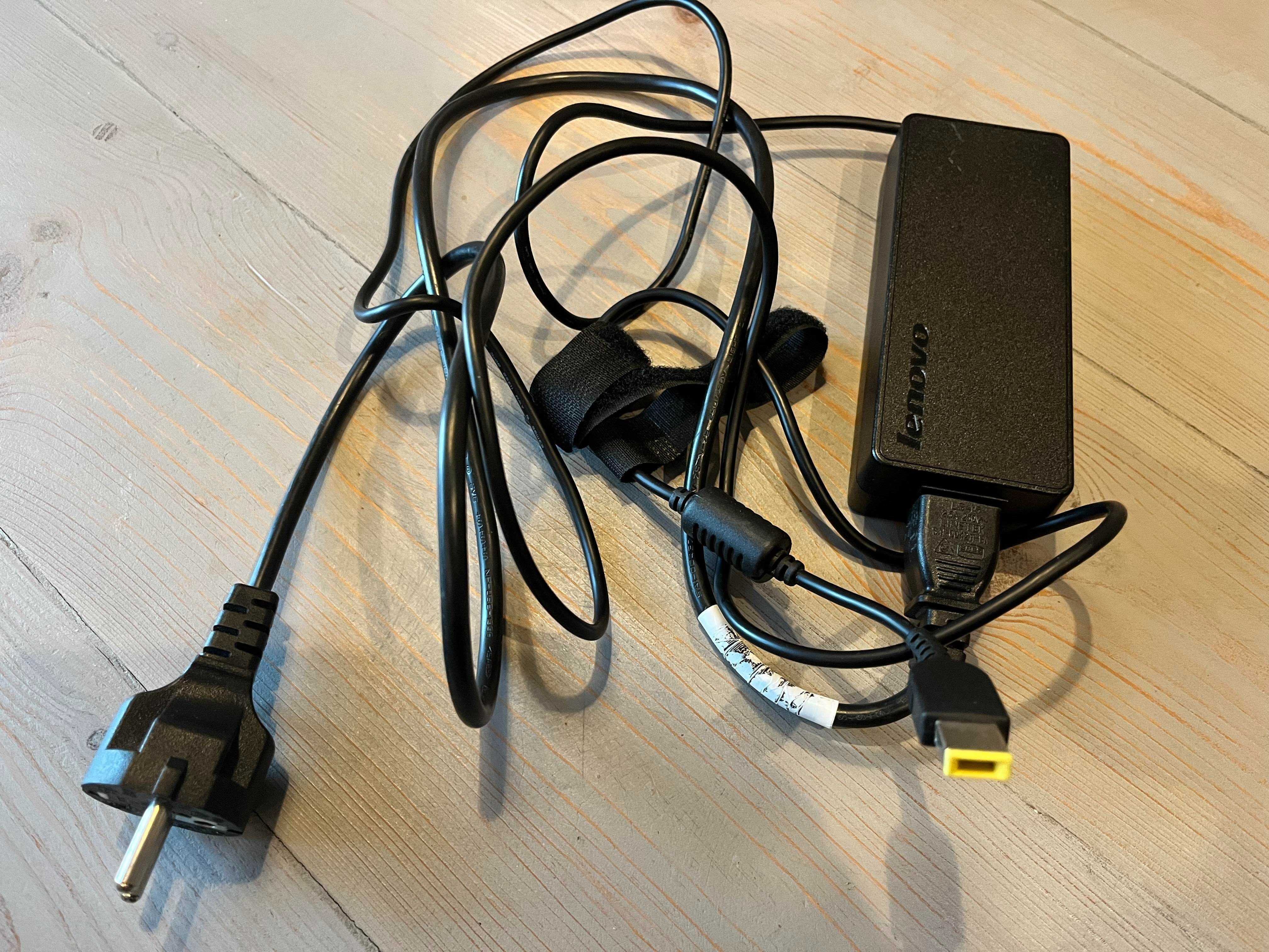 Zasilacz LENOVO 90 W- 20V- 4.5 A oryginał