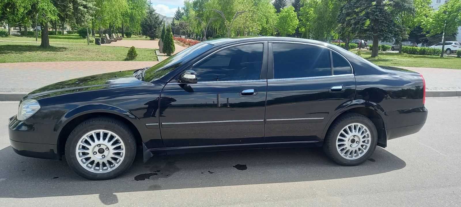 Машину Продам гарне автомобіль КИТАЄЦЬ з ЯПОНСЬКОЮ силовою установкою