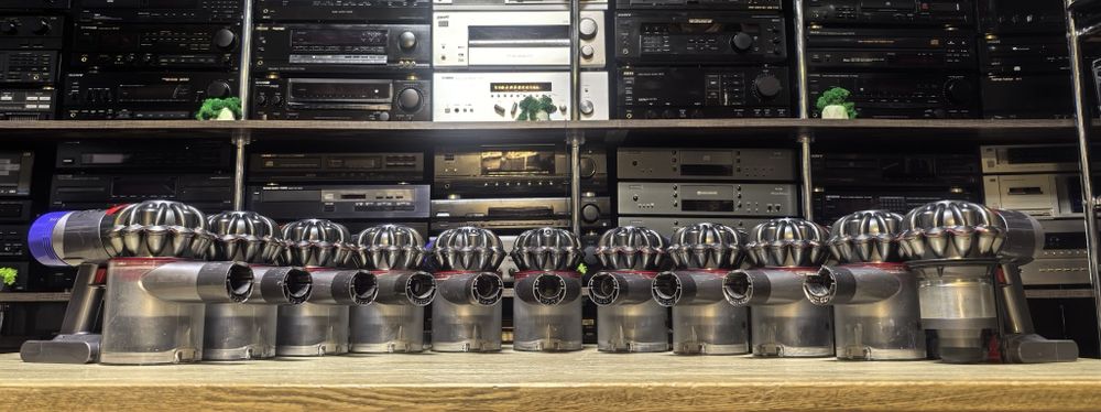 Бездротовиі пилосмоки Dyson V8