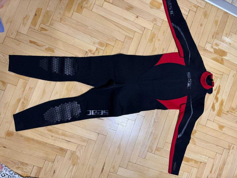 Гідрокостюм SEAC Relax 2.2 mm (розмір L) і шолом LEGEND