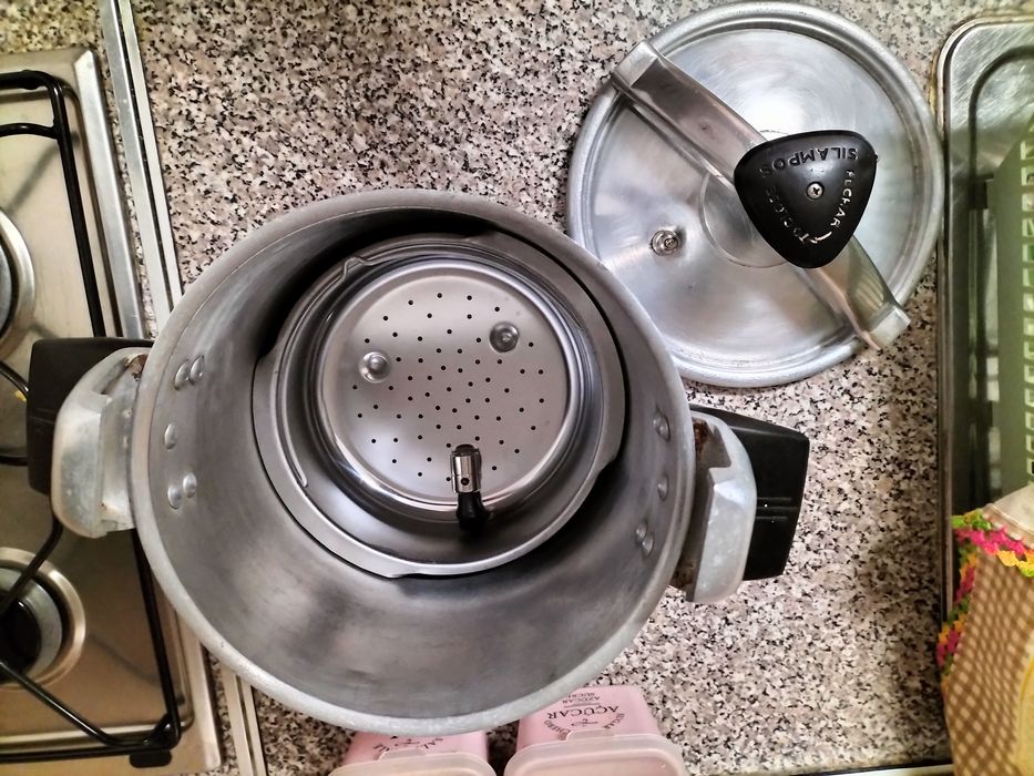 Vendo panela de pressão