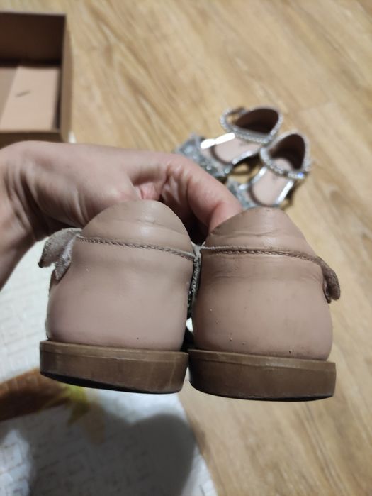 Buciki dla dziewczynki 29