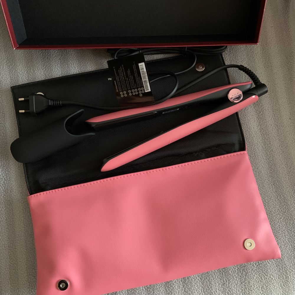 GHD Gold Pink Limited Edition Styler