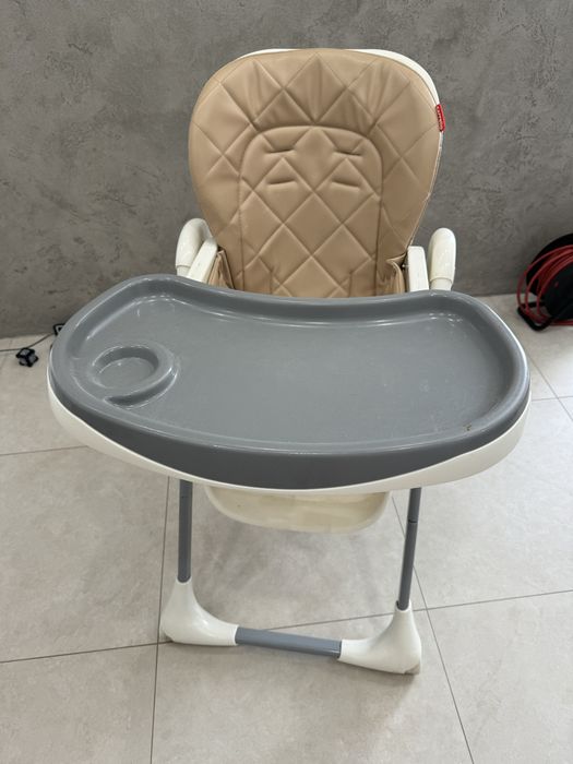 Стільчик для годування Carrello