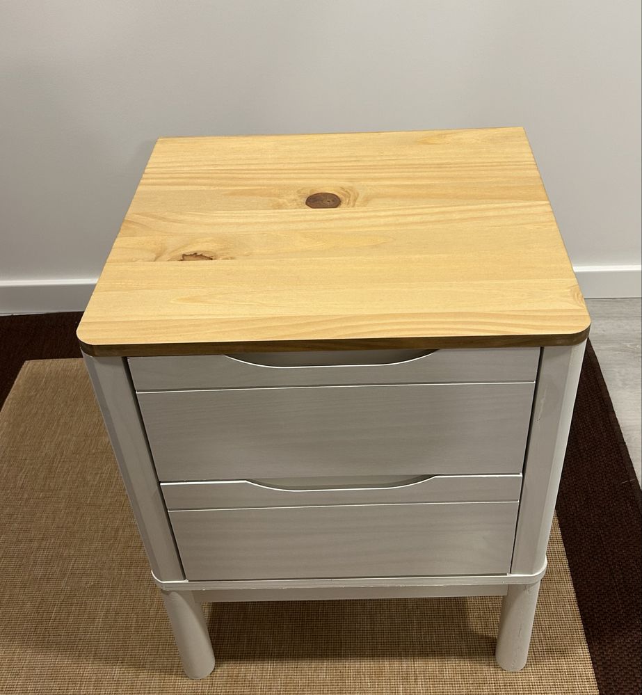 Mesa de cabeceira