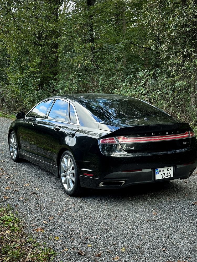 Lincoln mkz 2015 року