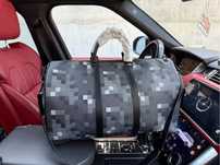 Louis Vuitton Keepall сумка мужская черная пиксель спортивная кожаная