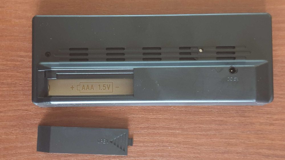 Годинник електронний настільний USB SZ-810 з будиильником чорний