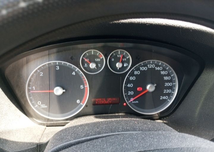 Ford Focus 1,8 TDCI  Rezerwacja