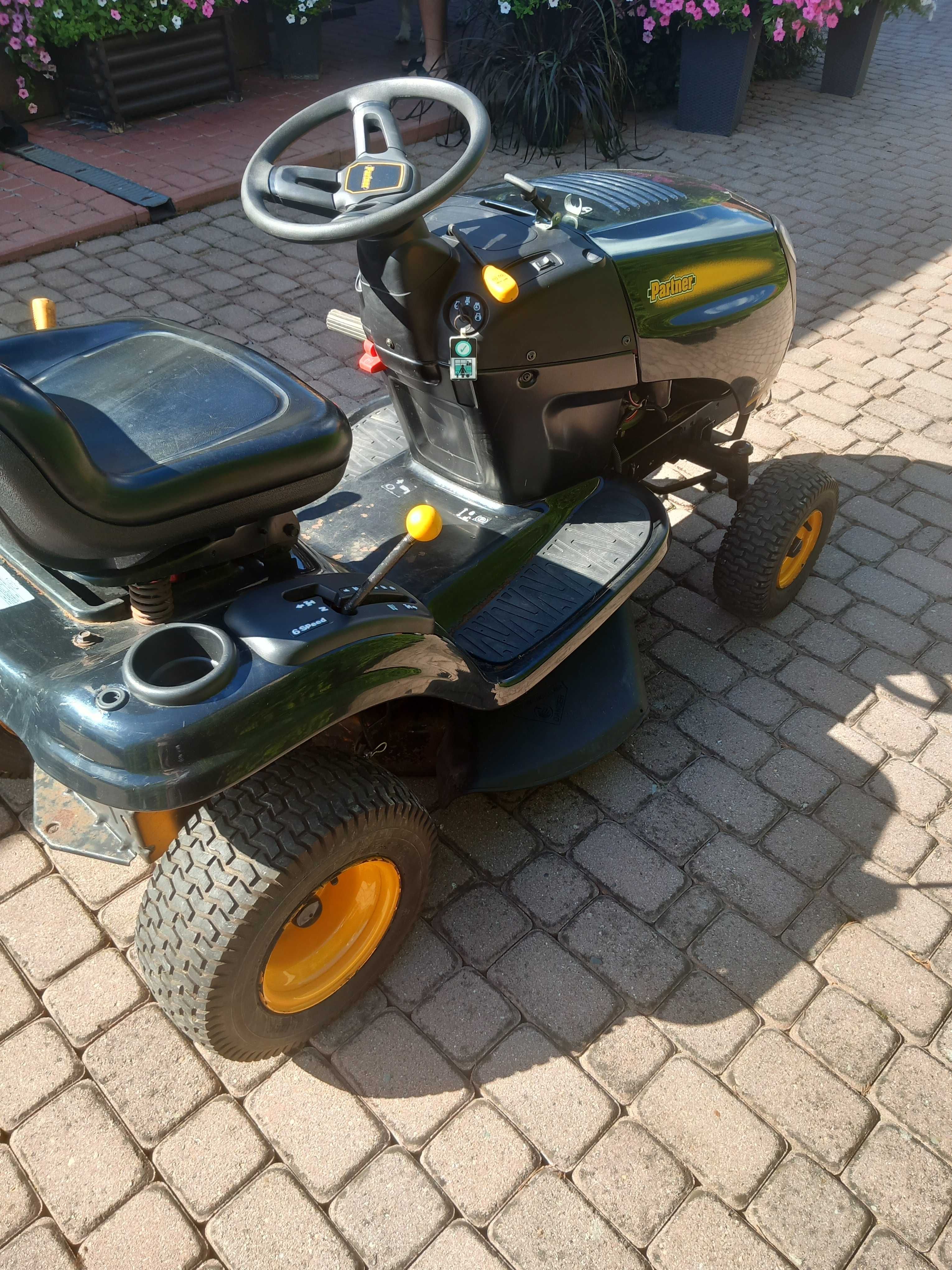 Kosiarka Traktorek Partner P11577
