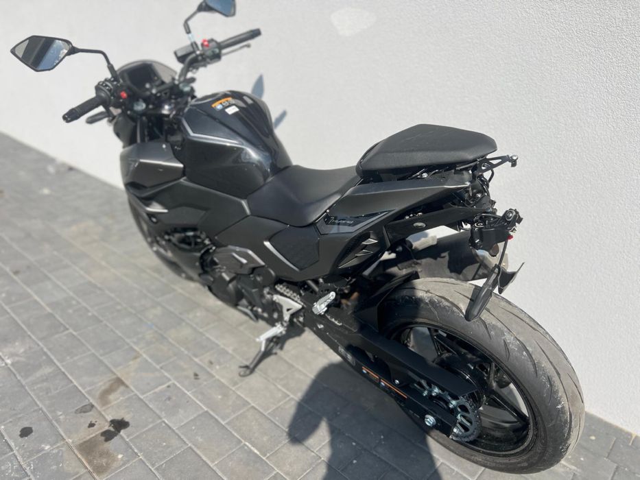 Kawasaki Z7 Hybrid