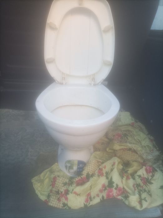 Продам унітаз бу