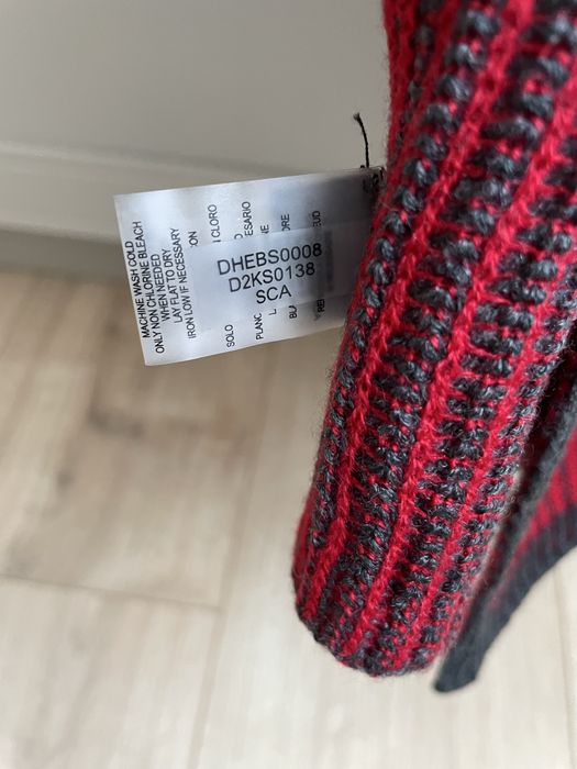 Nowy szalik unisex DKNY