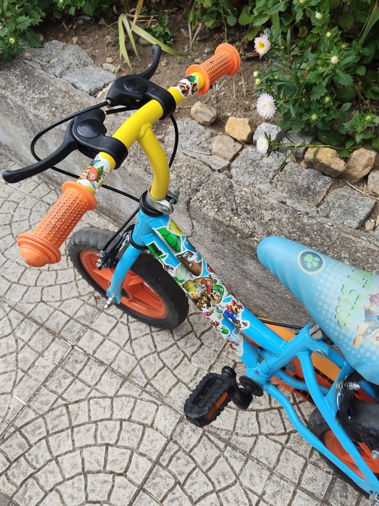 Bicicleta de menino
