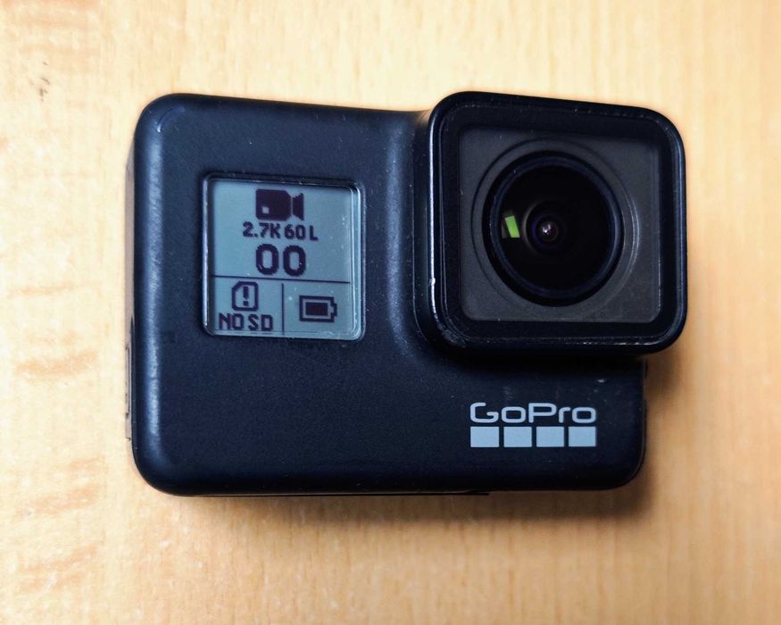 GoPro HERO7 Black  - zestaw akcesoriów. Tanio!