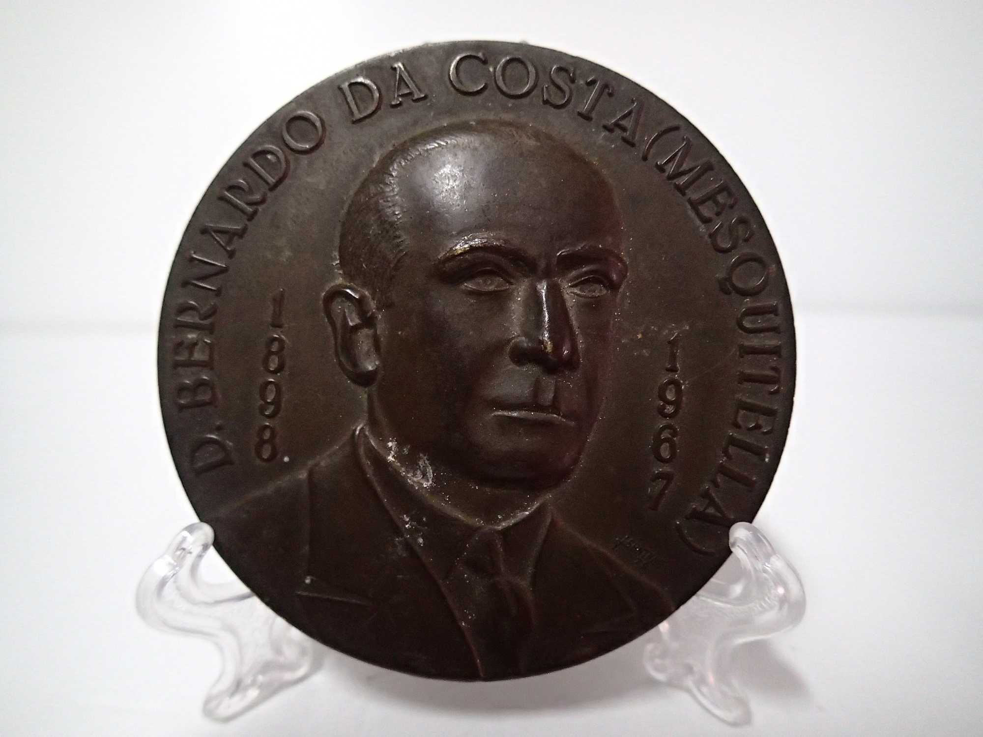 Medalha em bronze  Dr Bernado da Costa de Sousa Macedo "MESQUITELLA"