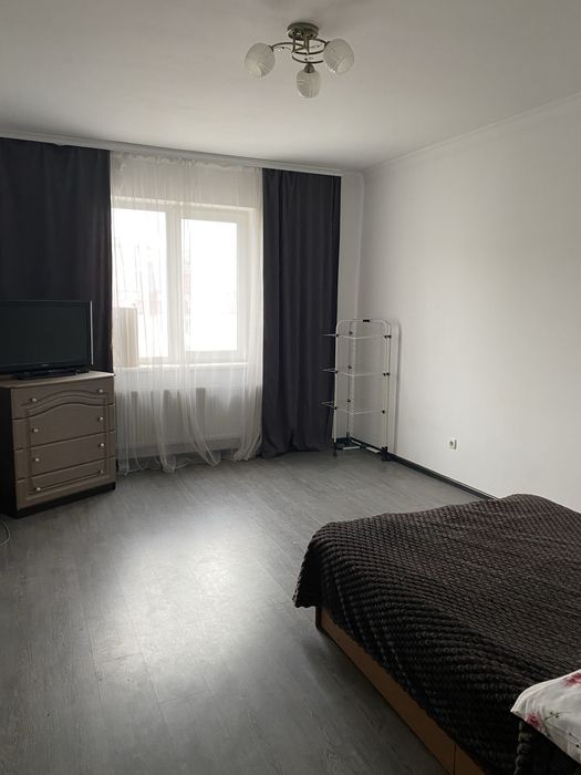 Квартира в районі меблі «Майя»