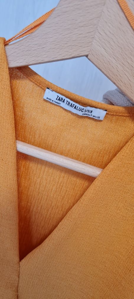 Pomarańczowa bluzka z marszczeniami Zara