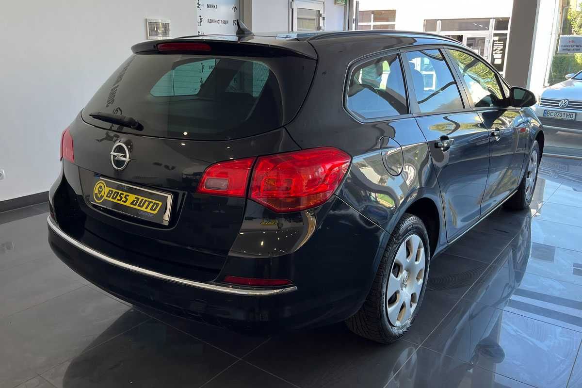 Opel Astra - 2015