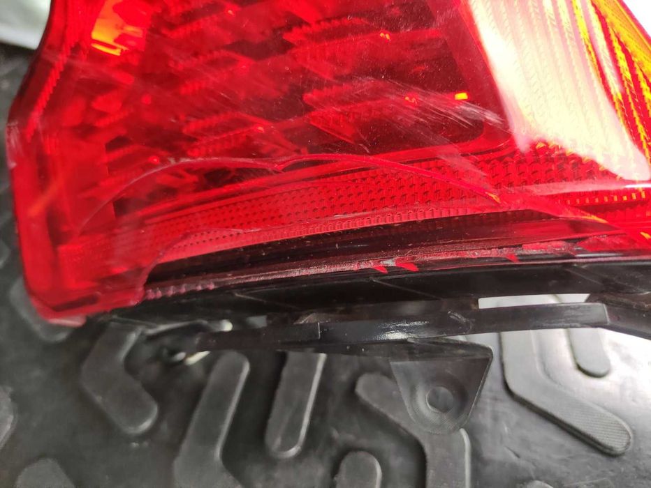 Фонарь правый задний Volvo XC60 Вольво ХС60 2018 б/у из США