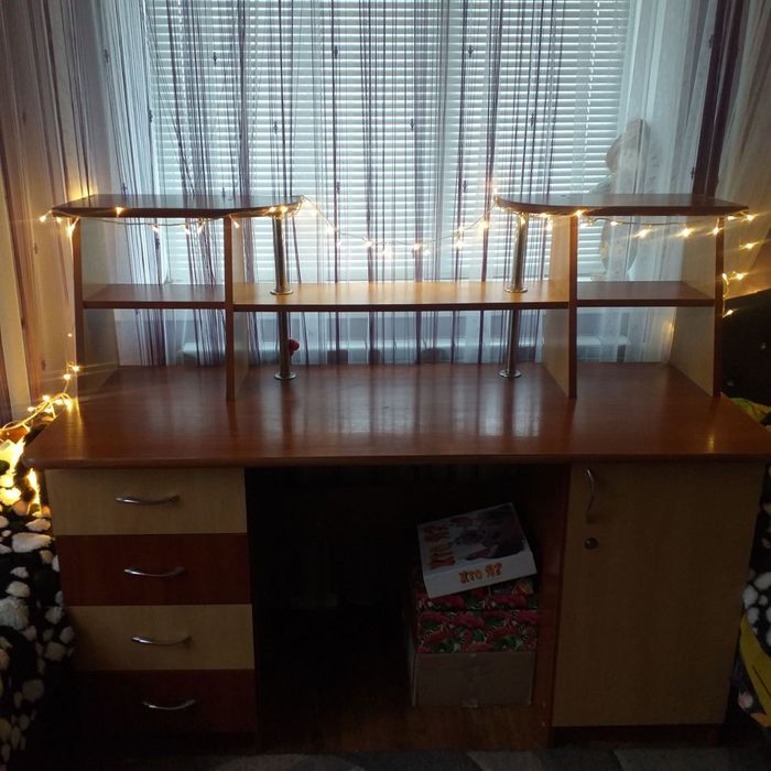 Стіл, письмовий великий