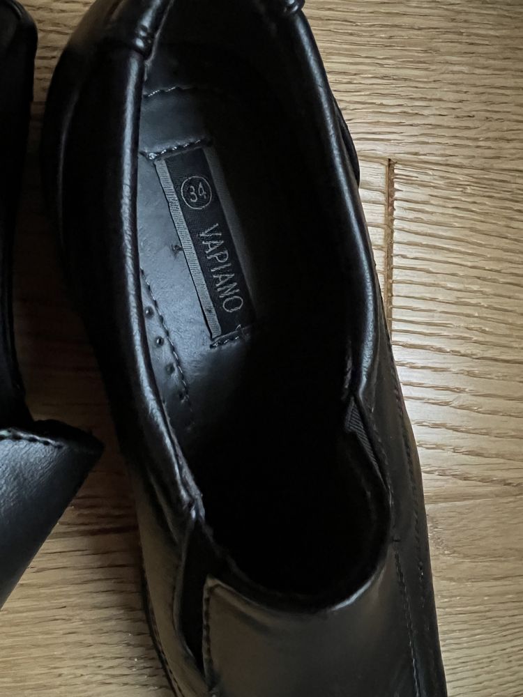 Buty mokasyny jak nowe 34