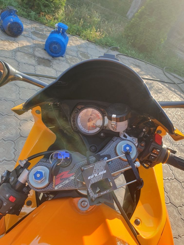 Мотоцикл Suzuki gsx-r 600