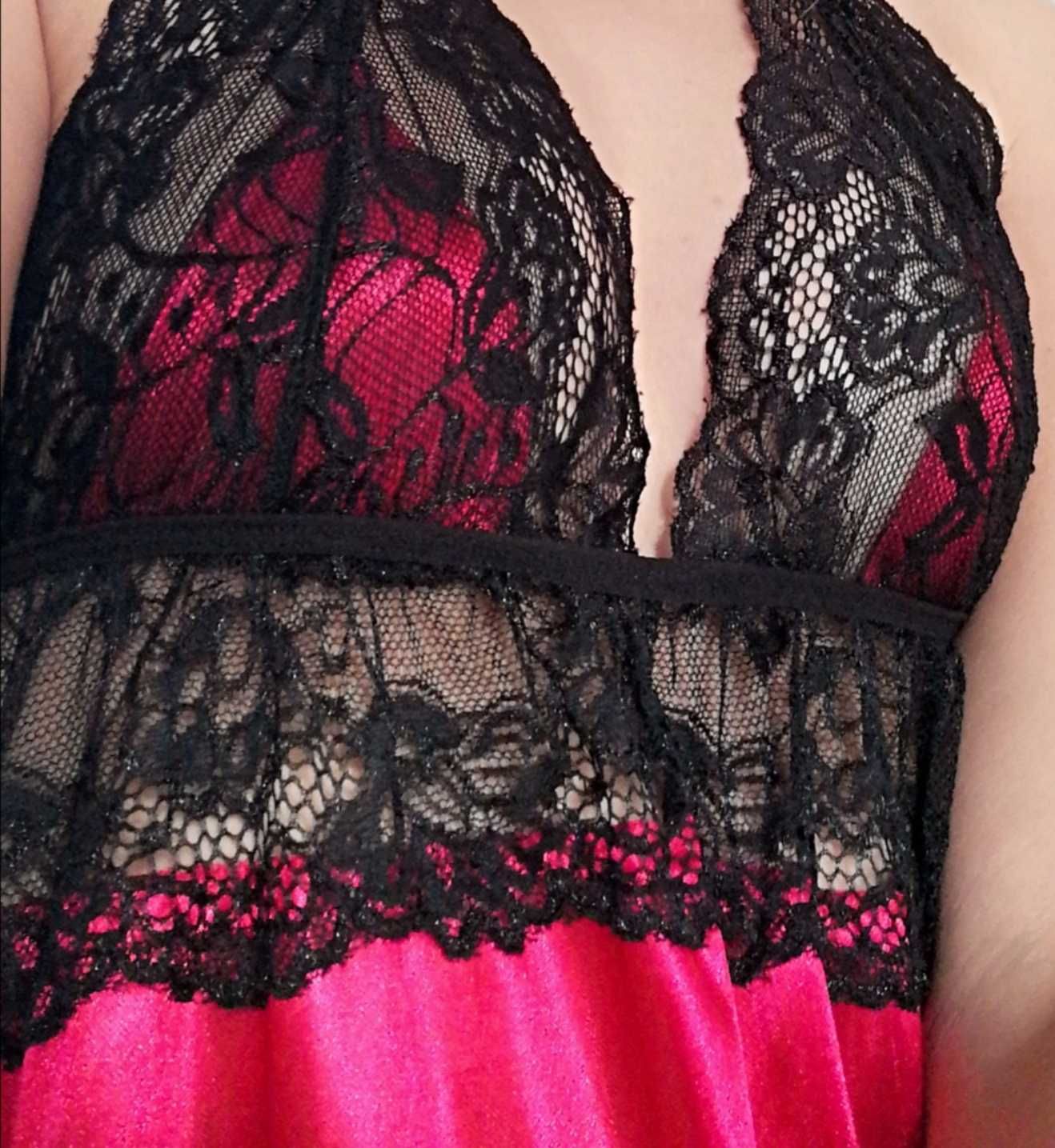 sexy komplet bielizny, S/M, halka z koronką, stringi i szlafrok, nowy