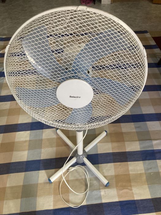 Ventoinha de pe selectline