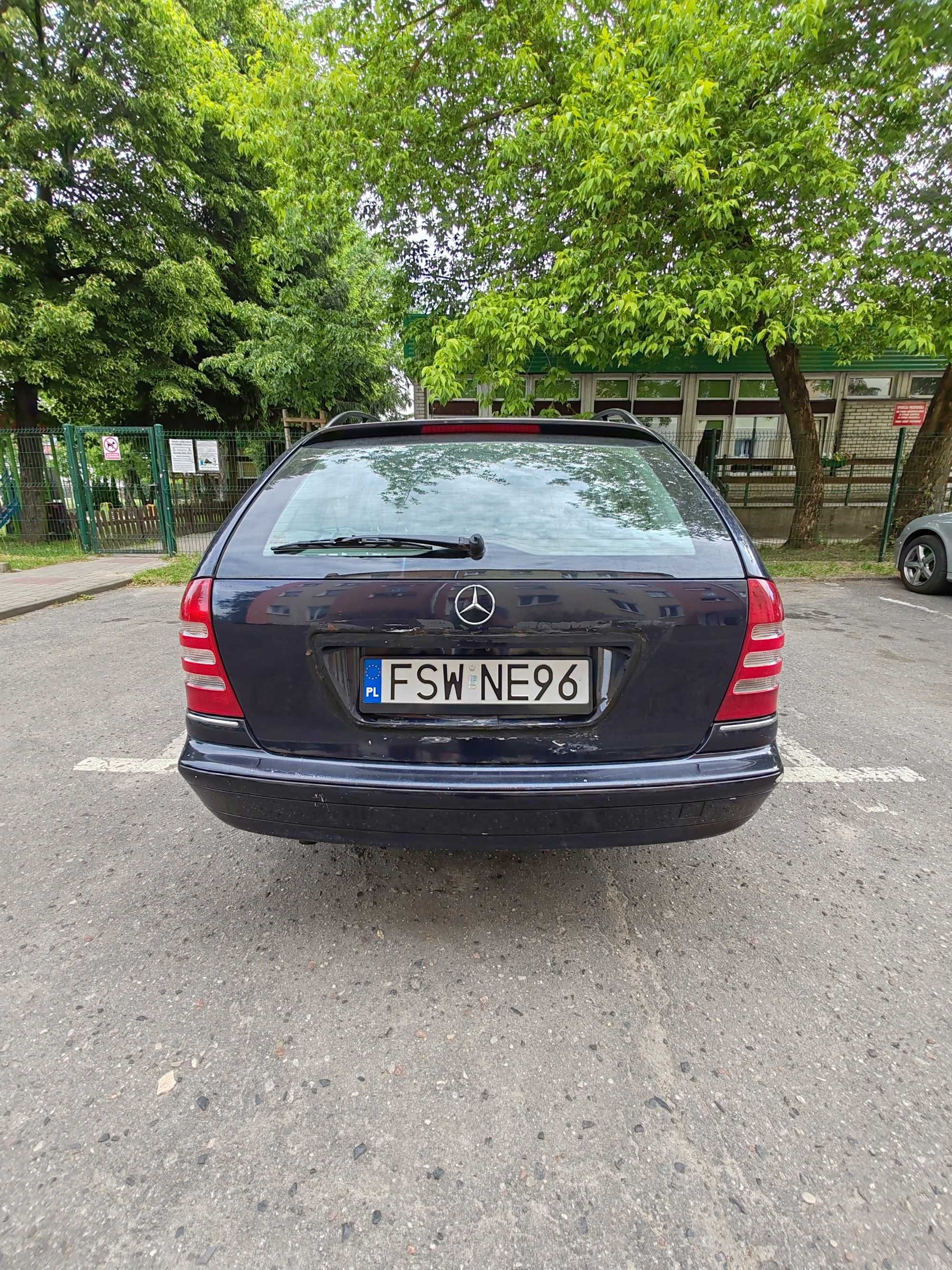 Mercedes c 240. 2.6 benz+lpg