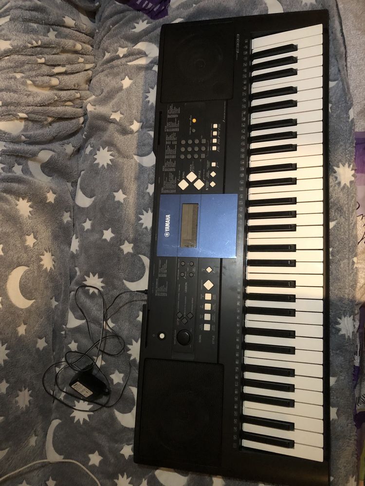 Синтезатор Yamaha psr.333