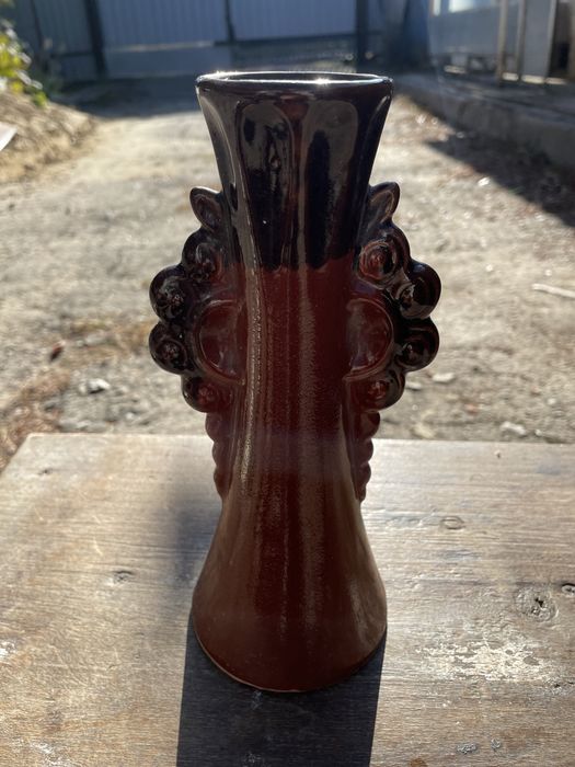 Продам керамічну вазу.Маньківська майоліка.