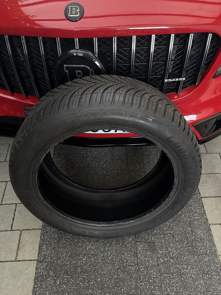 Goodyear vector 4 seasons 245/45/19 2023
