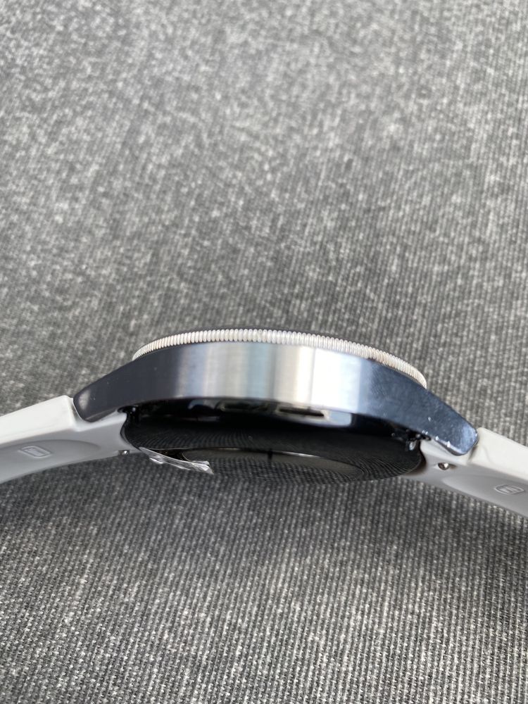 Samsung watch classic 43mm eSim