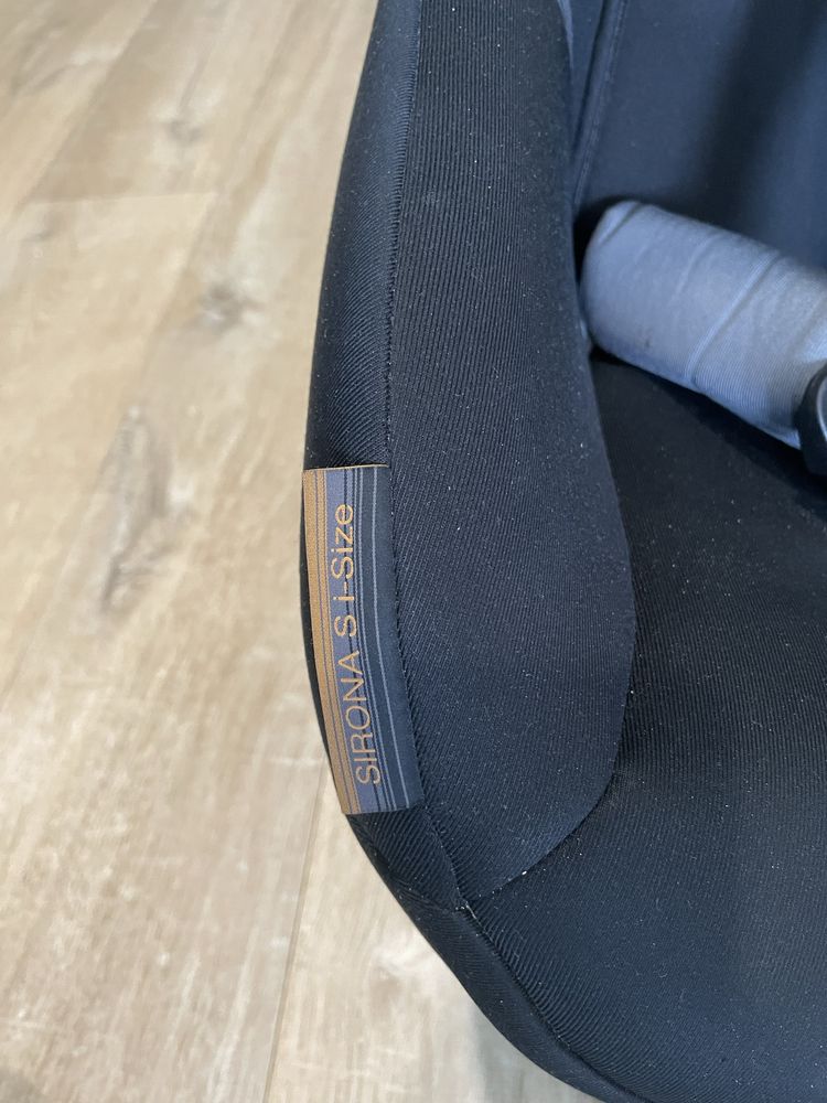 Fotelik Cybex SIRONA S I-Size Pepper Black