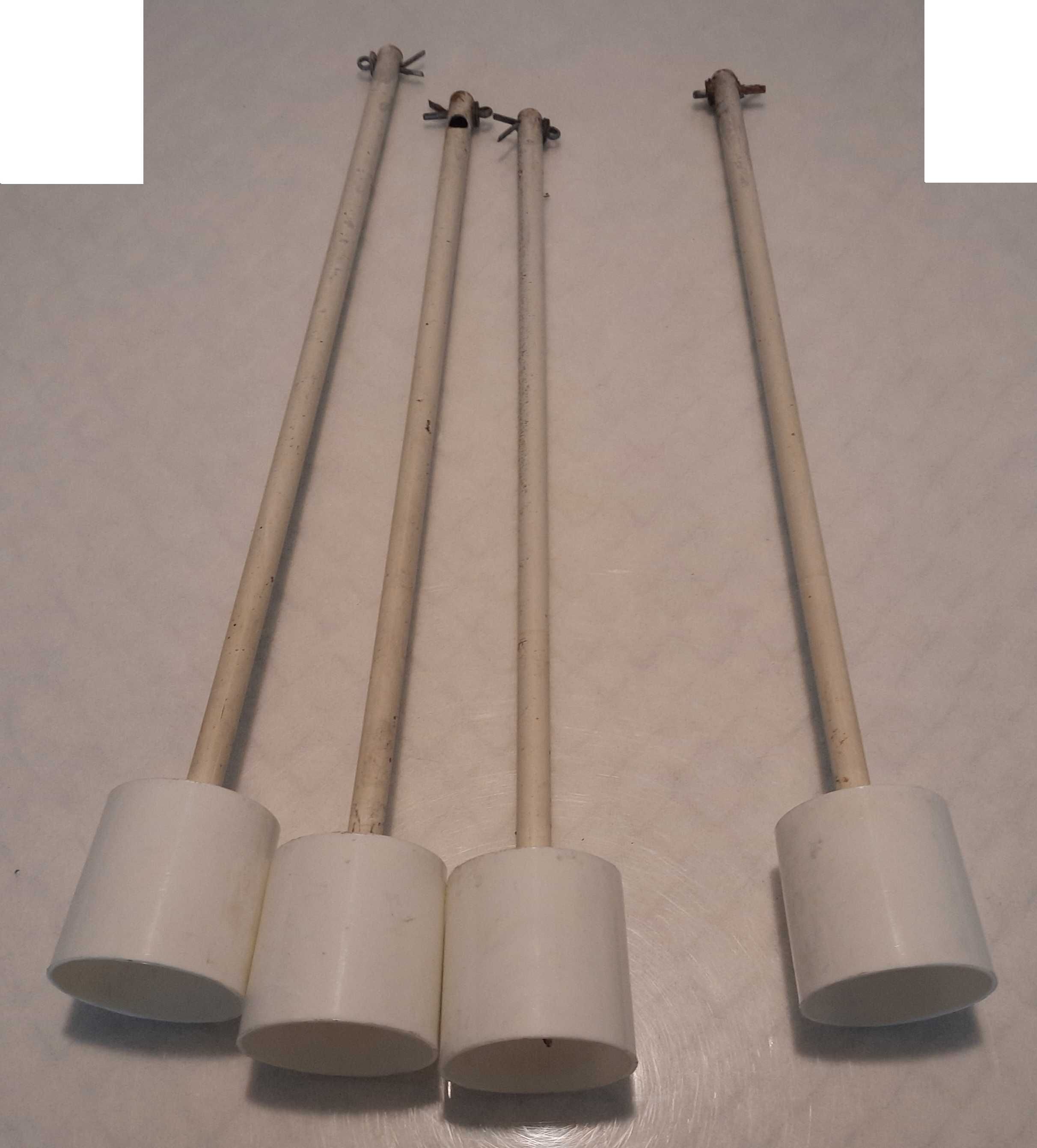 Do otworów w wylewkach 63mm, 46cm, 4szt.