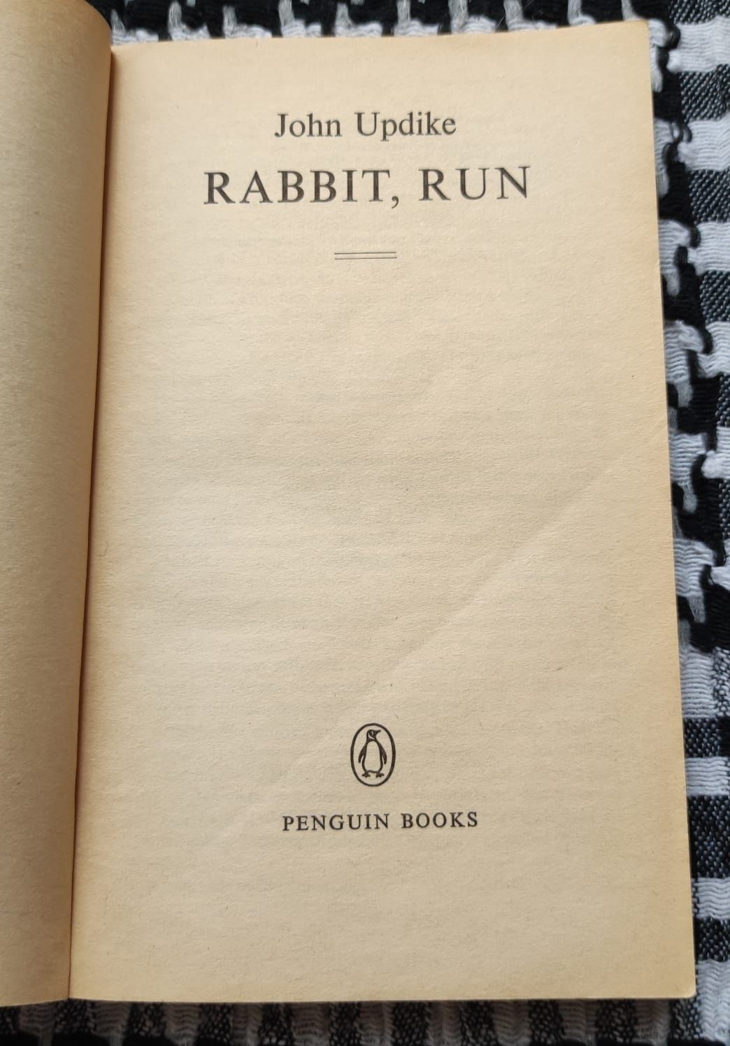 John Updike- Rabbit,run ( Penguin Books 1964)