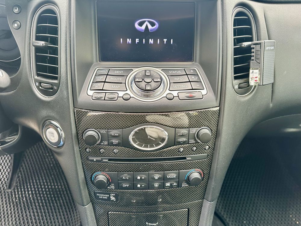 Infiniti Qx50 2016 год 4*4