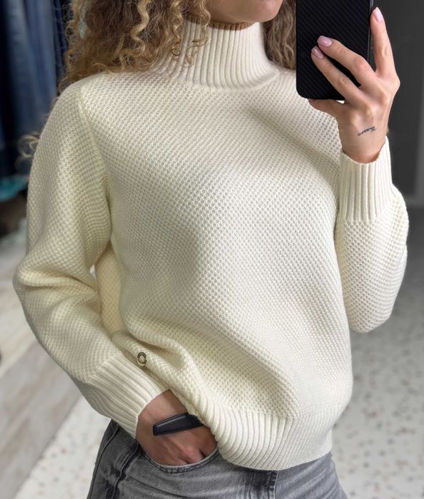 Жіночі брендові кашемірові светри BC