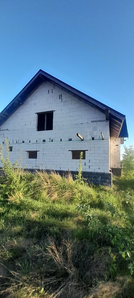 Смт рокітне   продам хату