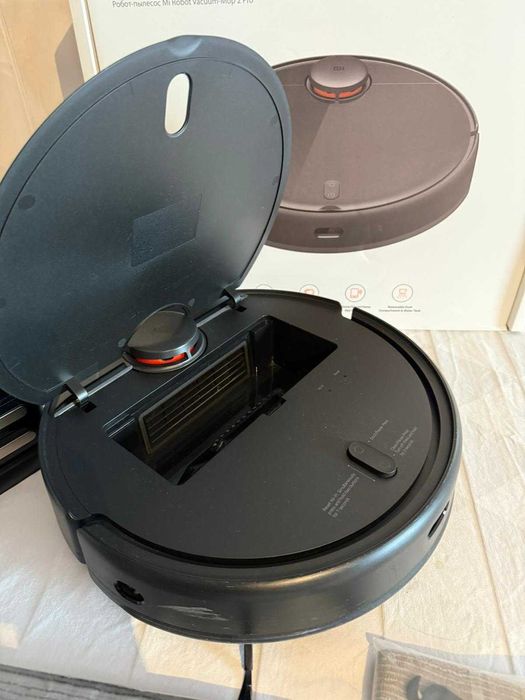 Mi Robot Vacuum-Mop 2 Pro