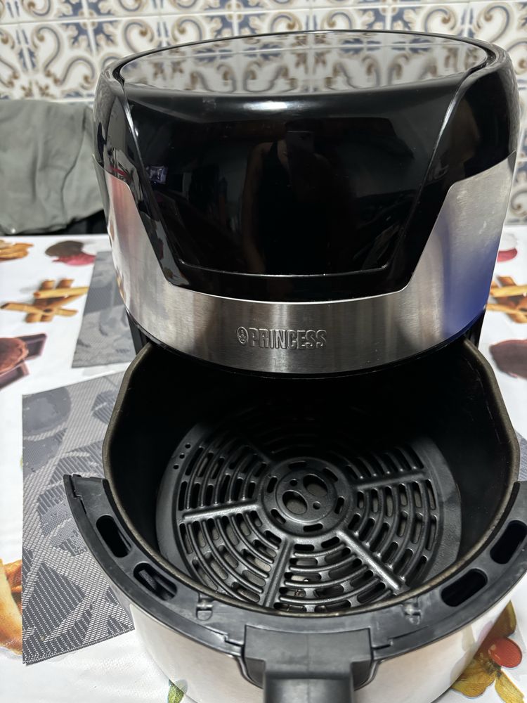 Airfryer, poucas vezes usada