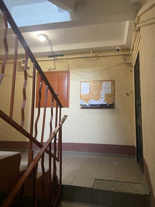 Продам 1 к квартиру на ж\м Левобережный -3     Караван