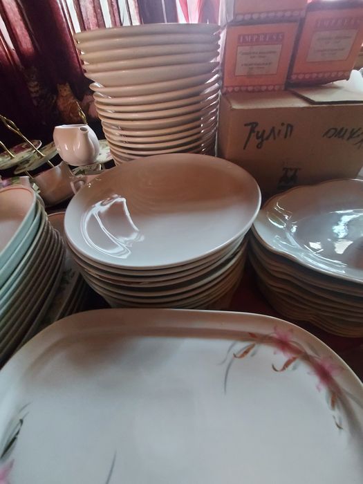 Посуда тарелки и