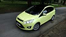 Ford C-MAX . . Panorama .. Navi .. Kamera .. 2 x PDC .. El.klapa .. Klimatronik