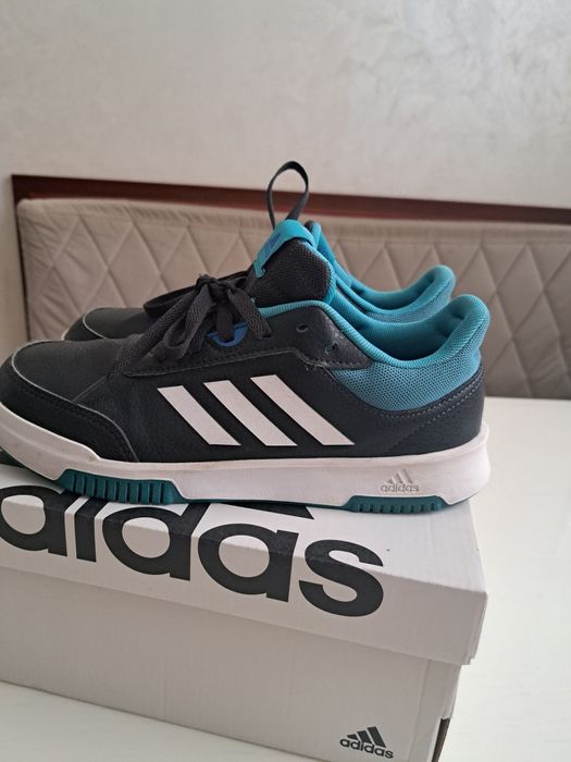 Кросівки Adidas 38 розмір